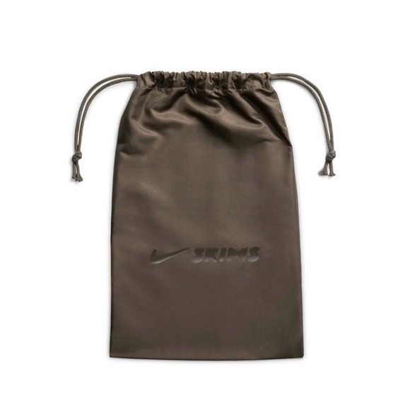 NikeSKIMS Footwear Rift Mesh Sneaker NWT - Picture 7 of 10